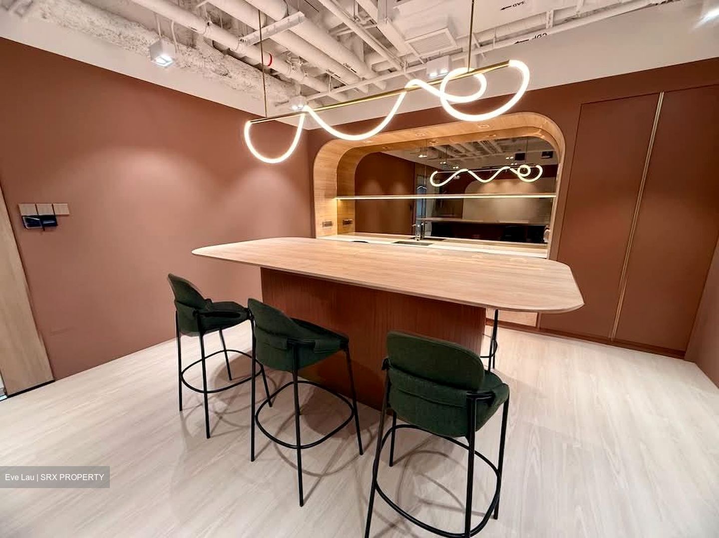 Chevron House (D1), Office #533733201